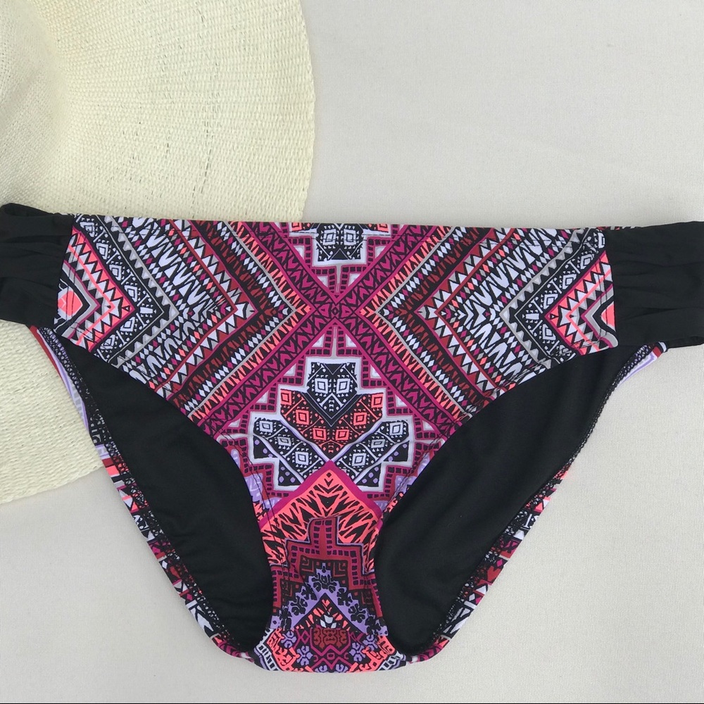 🔥 3/$15 Antonio Melani Tribal Print Bikini Bottoms